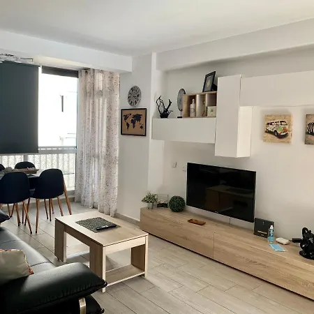 Sunset Avenida Apartment *